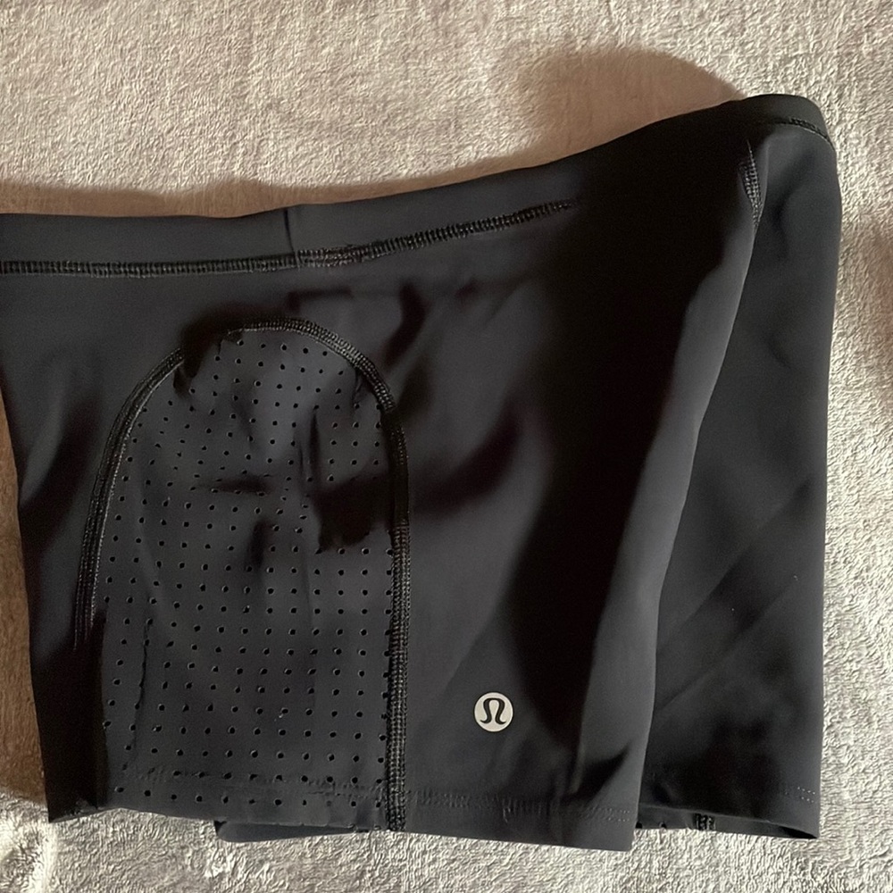 Lululemon spandex shorts !